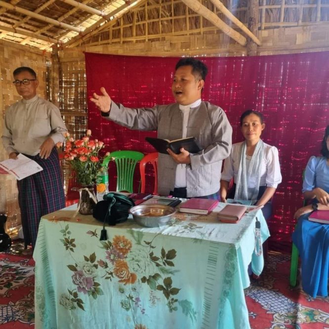 ၁၀။ခရစ်ယန်အသက်တာမှာအတုယူစရာလူပုဂ္ဂိုလ်ရှာဖွေပြီး သင်ယူခြင်းဟာအရေးကြီးပါသလား ဘဝမှာအားကျခဲ့ရတဲ့လူပုဂ္ဂိုလ်၊ စံထားရပီးလေးစားအတုယူထိုက်သူတွေ ရှိတတ်ကြတယ်။ တစ်ချို့လူတွေရဲ့ဘဝမှာအတုယူမှားခဲ့လို့ ပျက်စီးဆုံးရှုံးမှုတွေနဲ့ ရင်ဆိုင်ရတဲ့လူတွေရှိသလို၊ အတုယူမှန်ခဲ့လို့ ကြီးပွါးတိုးတက် သွားရတဲ့ လူတွေလည်း ရှိတတ်ကြတယ်။ ကျိန်းသေတာကတော့ Role model ဆိုတာအင်မတန်မှ အရေးကြီးတဲ့ပုဂ္ဂိုလ်တွေပါ။ လူအများစုမှ သူတို့အတွက်ဥပမာယူရမယ့်လူ၊အတုယူ ရလောက်တဲ့ လူတစ်ယောက်ယောက်ရှိတတ်စမြဲပါ။ ကျွန်တော်တို့ရဲ့ ကျောင်းဆရာ၊ သို့မဟုတ်ကျွန်တော်တို့အထင်ကြီးလေးစားရတဲ့ သူငယ်ချင်းတစ်ယောက်၊ ကျွန်တော်တို့ရဲ့ ဖခင်သို့မဟုတ်မိခင်၊ ကျွန်တော်တို့ရဲ့သင်းအုပ်ဆရာ၊ဒါမမဟုတ် ကိုယ်အားကျရတဲ့ ဆယ်လီ Celebrity တစ်ယောက်ယောက်စသဖြင့်ရှိတတ်ကြတယ်။ သမ္မာကျမ်းစာသမိုင်းထဲမှာလည်း Role models လို့ခေါ်တဲ့ စံပြပုဂ္ဂိုလ်တွေရဲ့ လွှမ်းမိုးမှုတွေရှိတယ်ဆိုတာနားလည်ရတယ်။ သမ္မာကျမ်းစာမှာမိဘတွေဟာ သဘာဝရဲ့ role models တွေပါ။ သုတ္တံ၁:၈ "ငါ့သားအဘ၏နည်းဥပဒေသကိုနားထောင်လော့ အမိ၏တရား ကိုလည်းမပယ်နှင့်။" ဒီအချက်ဟာ အဖေရဲ့ ညွှန်ကြားမှုနဲ့ အမေရဲ့သင်ကြားခြင်းဟာ အရေးကြီးကြောင်းဖော်ပြတယ်။ သူတို့ဆီမှာကျွန်တော်တို့မဖြတ်သန်းမကြုံတွေ့ရ သေးတဲ့အတွေ့အကြုံ နဲ့သင်ခန်းစာတွေရှိတယ်။ တိတု၂:၇ အရာရာ၌ကောင်းသောအကျင့်တို့၏ပုံသက်သေကိုကိုယ်တိုင် ပြလော့။ ဒါကတော့ကိုယ်ကိုတိုင်က Role model ဖြစ်ဖို့ပါ။ လုကာ ၆:၄၀ မှာတော့ ဆရာကောင်းတစ်ယောက်ဟာ တပည့်တစ်ယောက်ကို ဆရာကောင်းတစ်ယောက်အဖြစ်မွေးထုတ်နိုင်တဲ့ အစွမ်းရှိကြောင်းကို မီးမောင်းထိုး ပါတယ်။ ဆရာကောင်းဆိုတာ အတုယူစရာပါ။ ကျွန်တော်တို့ဟာဘယ်သူ့ကိုစံထားပီး ဘယ်လိုအသက်ရှင်မလဲဆိုတာ ရွေးတတ်ဖို့အရေးကြီးပါတယ်။ သုတ္တံ၁၃:၂၀အရ ပညာရှိတို့နှင့်ပေါင်းဘော်သော သူသည်၊ပညါရှိတတ်၏။လူမိုက်တို့နှင့်ပေါင်းဘော်သောသူမူကားပျက်စီးတတ်၏လို့ကျမ်းစာကဖော်ပြပါတယ်။ ယေရှုခရစ်တော်ကတော့ကျွန်တော်တို့ရဲ့ အပြည့်စုံဆုံး Perfect role model ပဲ။ သူဟာ ကျွန်တော်တို့လိုပဲ ဒုက္ခဆင်းရဲခြင်းတွေခံစားခဲ့ ရပါတယ်။ ကျွန်တော်တို့လိုပဲအပြစ်သွေးဆောင်ခြင်းကိုခံခဲ့ရပါတယ်။ သို့သော်လည်း အပြစ်ဒုစရိုက်နဲ့ ကင်းလွတ်သောသူဖြစ်တယ်။ အပြစ်ထဲနစ်မွန်းမသွားသူဖြစ်တယ်။ (ဟေဗြဲ၄:၁၅)မသဲ၁၄:၂၃/မာကု၁:၃ အရယေရှုခရစ်တော်ဟာ ခမည်းတော်နဲ့အမြဲ မိတ်သဟာယပြုလျက်အဆက်အသွယ်ရှိနေသူဖြစ်တယ်။ (လုကာ၇:၁၃၊ မသဲ၁၅:၃၂) အရယေရှုခရစ်တော်ဟာ သူ့ရဲ့ချစ်ခြင်းမေတ္တာနဲ့ သနားခြင်းဂရုဏာကိုလက်တွေ့ပြသခဲ့သူဖြစ်တယ်။ (ယောဟန်မ၅:၇၊ မသဲ၉:၃၅) မှာယေရှုခရစ်တော်ဟာ အလုပ်ကြိုးစားသူဖြစ်တယ်။ ယေရှုခရစ်တော်ဟာ ကျွန်တော်တို့ အားလုံးရဲ့ စံပြပုံသက်သေဖြစ်တယ်။(၁ပေ၂:၂၁) ကျမ်းစာကိုပြန်ကြည့်လိုက်ရင် ဘုရားသခင်ဟာမပြည့်စုံတဲ့လူတွေကို ခေါ်သုံးပီး စံပြပုံသက်သေအဖြစ် အသုံးပြုခဲ့တယ်။ မောရှေ၊ဧလိယ၊ဒါဝိဒ်၊ရှိမုန်ပေတရု၊ အပါအဝင်များစွာသောလူတွေဟာအဘက်ဘက်ကပြည့်စုံသူတွေမဟုတ်ကြဘူး။ တမန်တော်ရှင်ပေါလုက ကနဦးအသင်းတော်အတွက် အမြဲပြောခဲ့တဲ့အရာကတော့ သူ့ရဲ့အရေးအကြီးဆုံးအလုပ်ဟာ Role model စံနမူနာအဖြစ်နဲ့အသက်ရှင်ပြခြင်း ဖြစ်တယ်။ (၁ကော၄:၁၆၊ ၁ကော၁၁:၁၊ ဖိလိပ္ပိ၃:၁၇၊ ၁သက်၁:၅-၇၊ ၂သက်၃:၇-၉) တမန်တော်ရှင် ပေတရုကတော့ မှားယွင်းသောဆရာတွေနောက်ကိုမလိုက်ဖို့ ၂ပေ၂:၁-၂ မှာသတိပေးထားပါတယ်။ Role Model မမှားဖို့ အရေးကြီးပါတယ်။ ကျွန်တော်တို့ဟာ မှန်ကန်သော role model များကိုရွေးချယ်တော့မယ် ဆိုရင် ဘုရားနဲ့မှန်ကန်စွာမိသဟာယဖွဲ့လျက်သွားလာတတ်သူကို ရှာရမှာဖြစ်ပါတယ်။ (၁ကော၁၁:၁၊ ၁ပေ၂:၂၁) သန့်ရှင်းသောဝိညဥ်တော်ရဲ့ အသီးအပွင့်တွေကိုသူ့ရဲ့အသက်တာမှာမြင်တွေ့နေရသူ ဖြစ်ရပါမယ်။ (ဂလာတိ၅:၂၂-၂၃) အချင်းချင်းကြားထဲမှာစိတ်သဘောတူညီစွာပေါင်းသင်းတတ်သူ၊ဂုဏ်ပကာသနမရှိသူ၊လူတန်းစားမရွေးပေါင်းသင်းတတ်သူ၊နှိမ့်ချစိတ်ထားရှိသူတွေကိုရွေးချယ် တတ်ဖို့လိုပါတယ်။ (ရောမ၁၂:၁၆) နိဂုံး (ရောမ၃:၂၃) အရ စင်းလုံးချောပြည့်စုံတဲ့လူတော့မရှိပါဘူး။ လူတိုင်းကတော့ မပြည့်စုံပါဘူး၊ ဒါကိုတော့သိထားလက်ခံထားပါ။ သို့သော်ယေရှုခရစ်တော်ကိုယူတင် ဝတ်ဆောင်ပီး မိမိလက်ဝါးကပ်တိုင် ကိုထမ်းနေသော ဘုရားလူတွေကို Role model အဖြစ်ဘုရားကသင့်အနီးနားကို ပို့ဆောင်ပေးပါလိမ့်မယ်။ သင်ကိုယ်တိုင်လည်း Role Model ဖြစ်အောင်နေရပါမယ်။ #AUNG MYINT MYAT